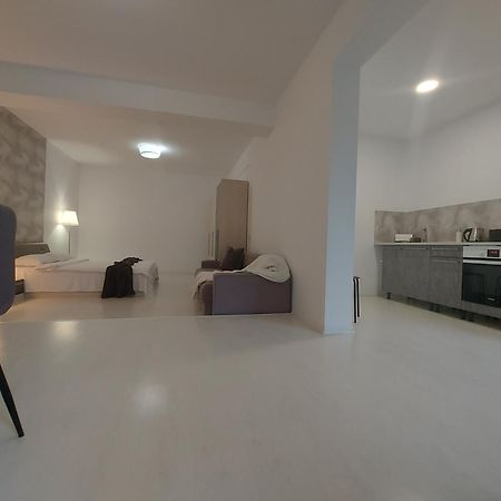 Villa Romelia - Select Apartments Vadu Exterior photo