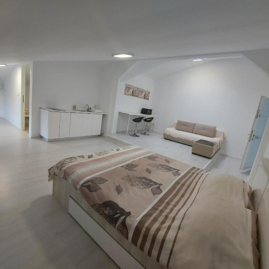 Villa Romelia - Select Apartments Vadu Exterior photo