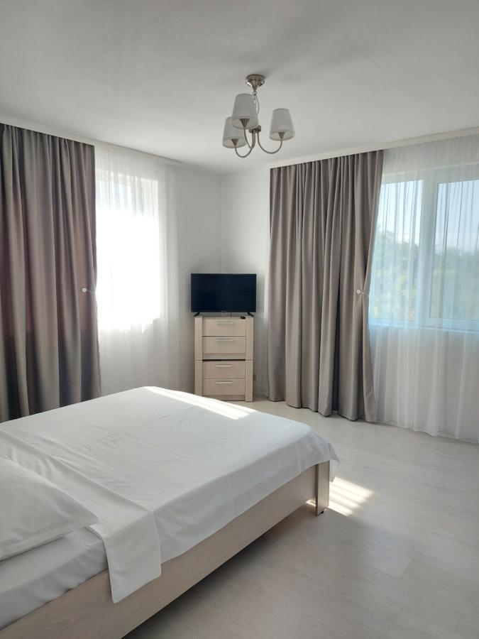 Villa Romelia - Select Apartments Vadu Exterior photo